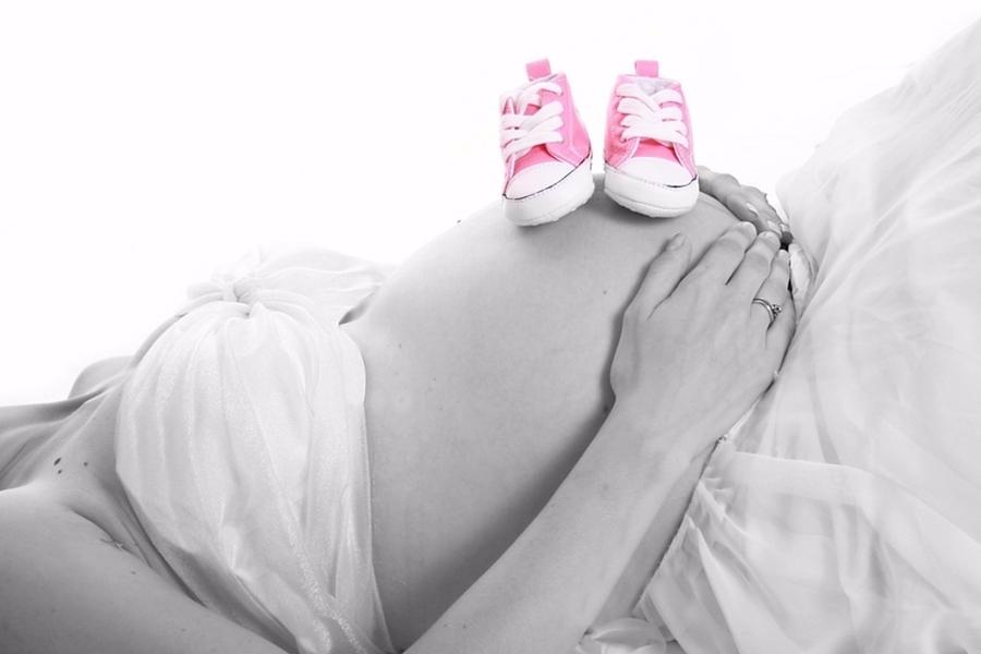 Pregnancy Week 32: Signs And Symptoms