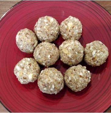 Energy Dose For Your Tiny Tots: Makhane Dry Fruits Ladoo