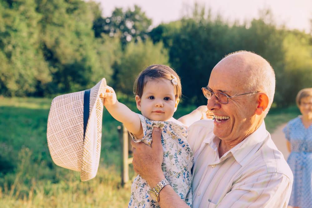The Importance Of The Relationship Between A Child And Grandparents
