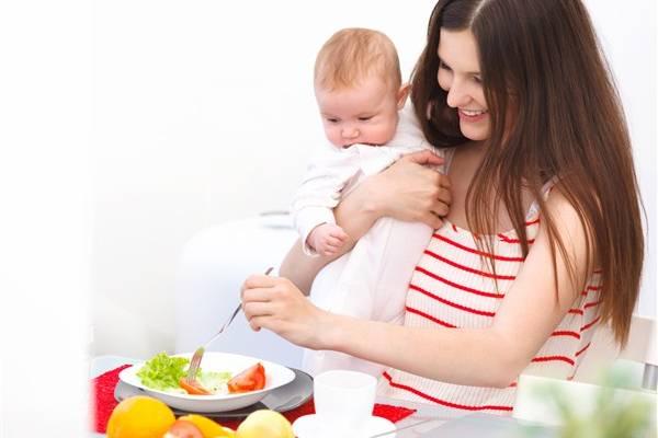 All you need to know about breastfeeding diet!