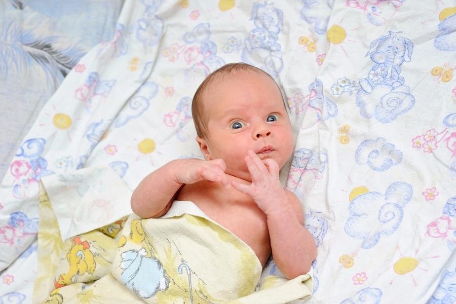 A handy guide to your newborn’s nose, mouth and chest