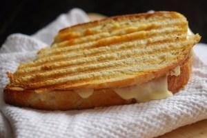 American Corn Cheese Grilled Sandwich Recipe