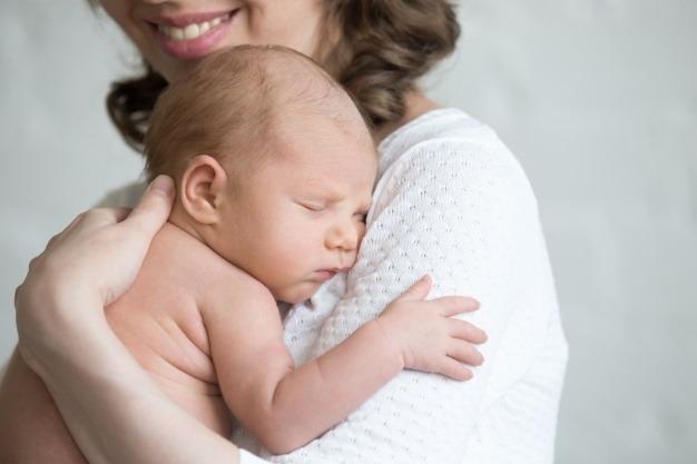5 Gifts A New Mom Would Love