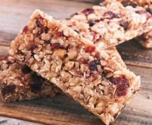 Easy and Quick Muesli Bars For Toddlers