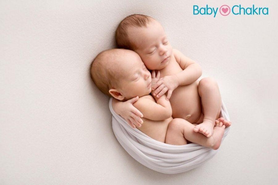 क्या इन विट्रो फर्टिलाइजेशन ट्रीटमेंट (IVF) से जुड़वा बच्चे होना संभव है?
