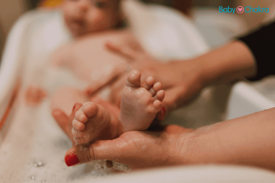 5 Tips To Bathe With Your Baby
