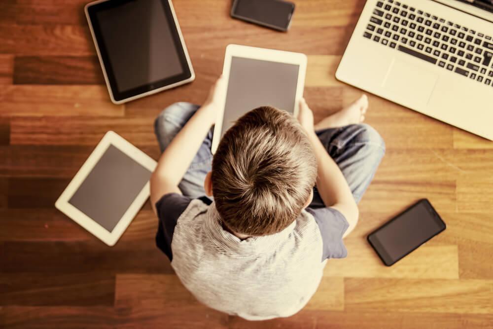 6 Things Your Kid Can Do Instead Of Using Technology Xyz