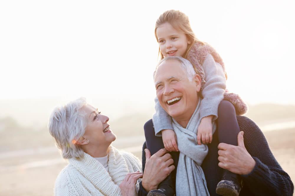 8 Things Children Learn From Their Grandparents Xyz