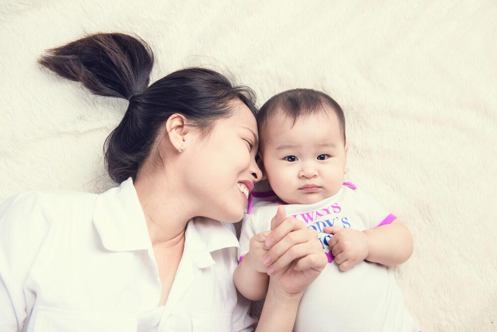 6 Moments That Mothers Wait For In Their Babys Life