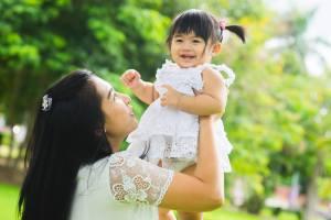 5 values every mother should teach her daughter