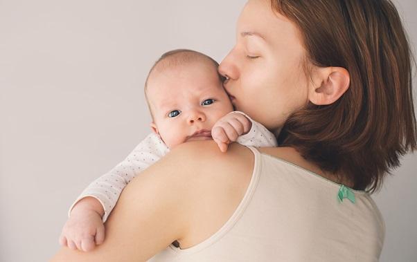 10 ways in which your baby expresses love