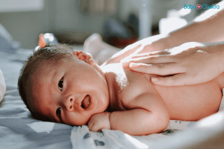 5 Ways To Massage A Baby To Relieve Gas Pain