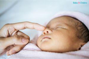 क्या शिशु की चपटी नाक का आकार चिकोटी काटकर (Pinching) बदला जा सकता है?जानें सच है या मिथक!