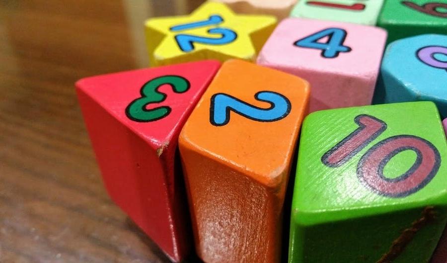 Learning Shapes and Numbers With Lacing Toys